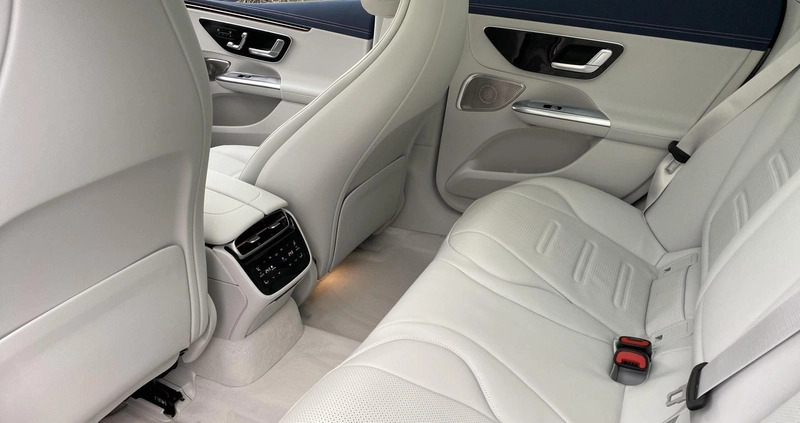 Mercedes-Benz EQE cena 582499 przebieg: 5, rok produkcji 2024 z Piaseczno małe 277